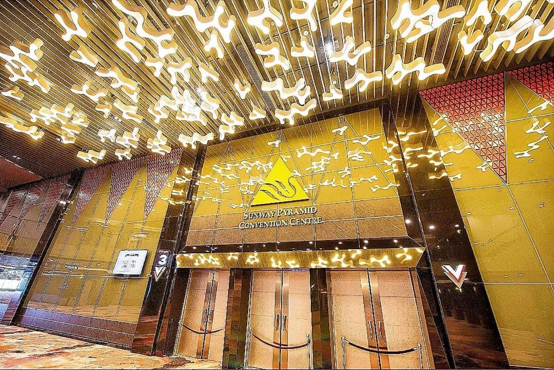 Exclusive Family Suites @ Sunway Pyramid Resort Петалінг-Джая Екстер'єр фото